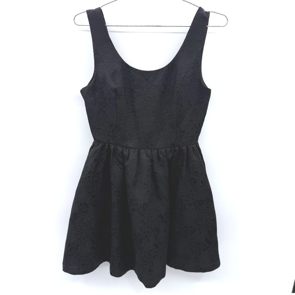 Princess Vera Wang Black Floral Fit and Flare Dress Size 5 Sleeveless Mini Y2K